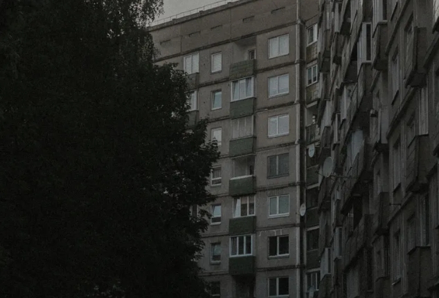 Семейство забрави богатия си дядо на бензиностанция на рождения му ден — на следващия ден адвокатът му им се обади.