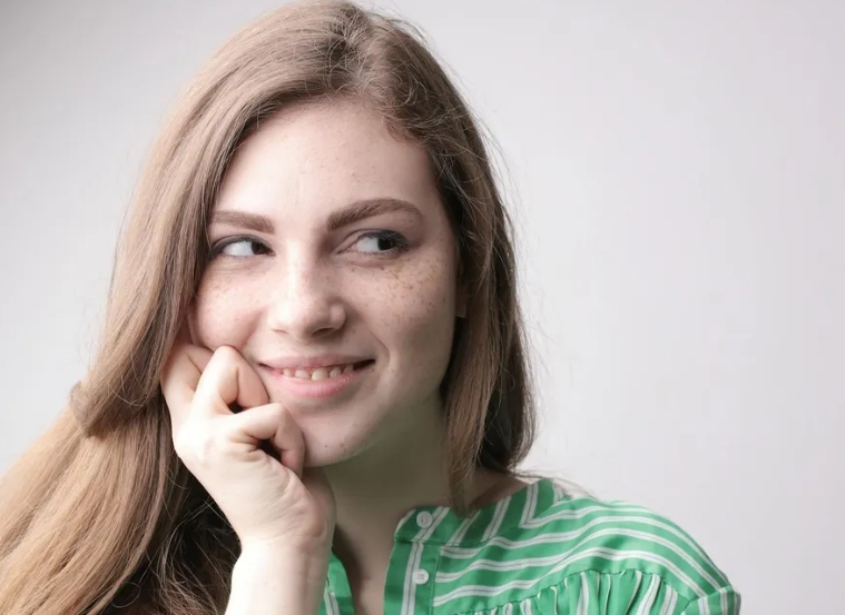 Снаха ми и синът ми ме изхвърлиха от собствения ми дом – Няколко дни по-късно кармата ги настигна.